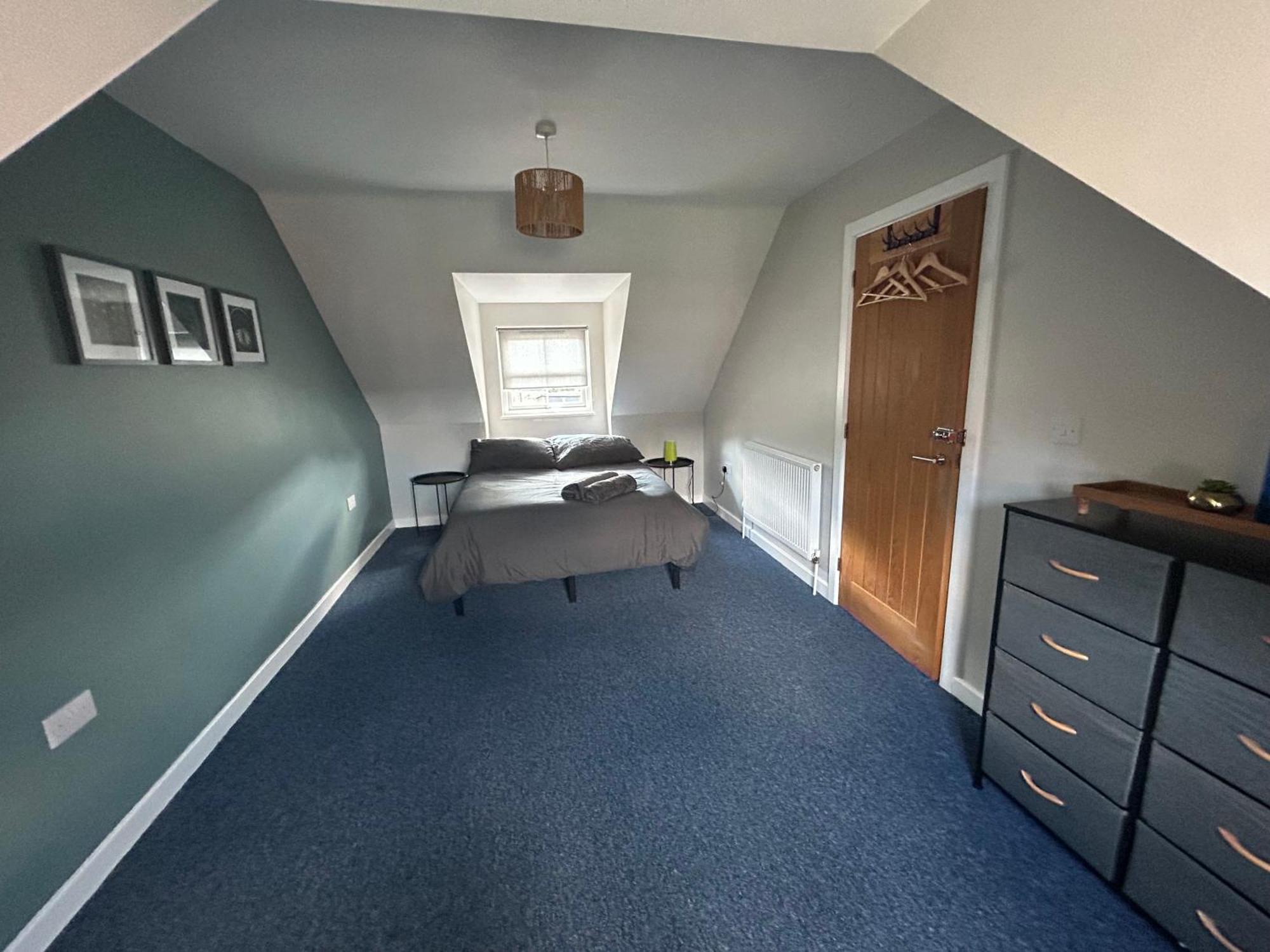 Double Room Yeovil Town Centre Екстериор снимка
