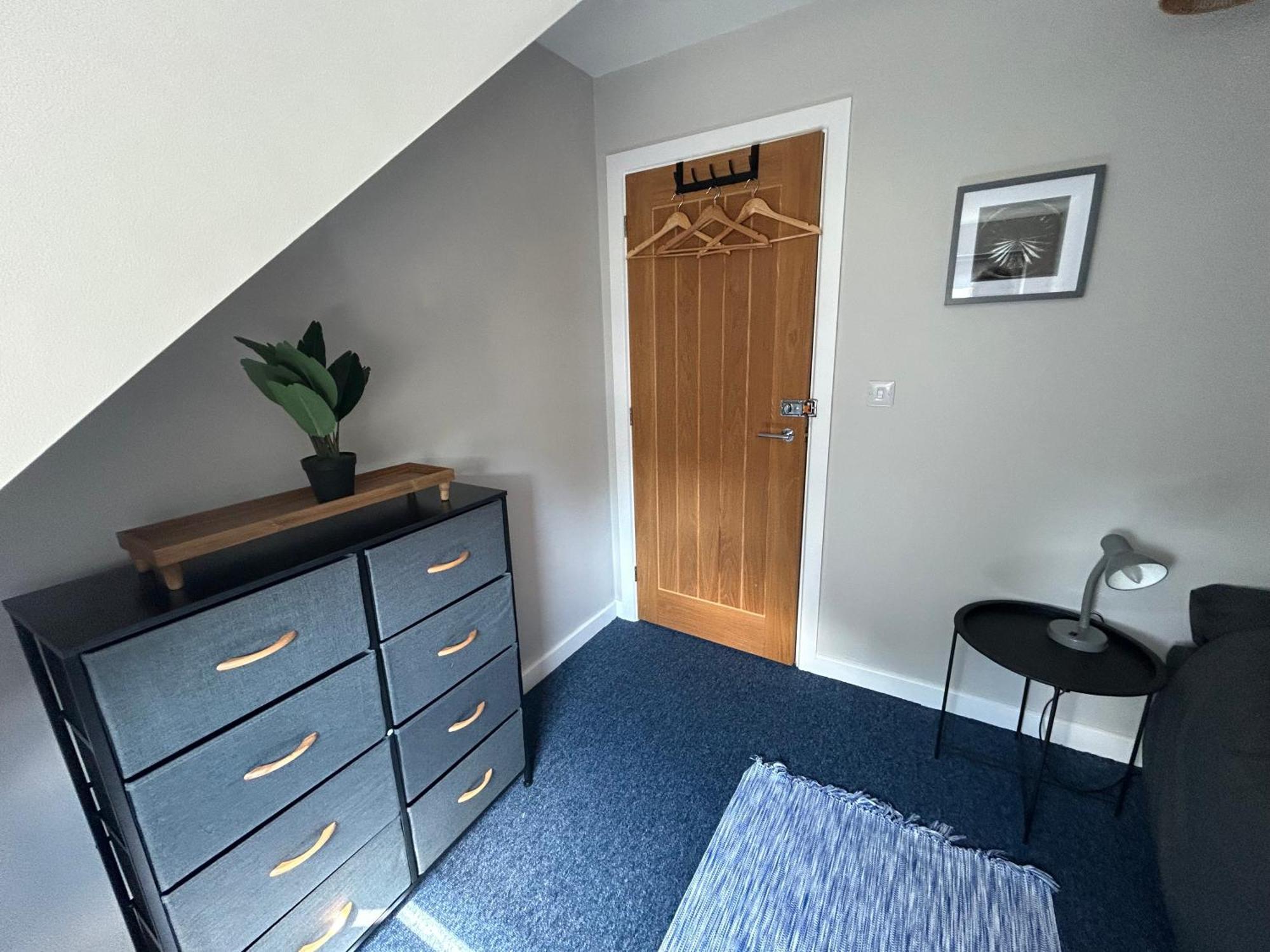 Double Room Yeovil Town Centre Екстериор снимка